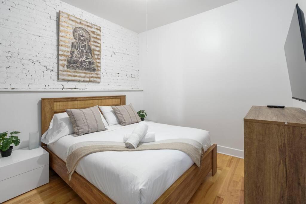 Ferienwohnung Chic Mile-End 3Br Getaway - Free Parking, Sleeps 8 Montréal Exterior foto